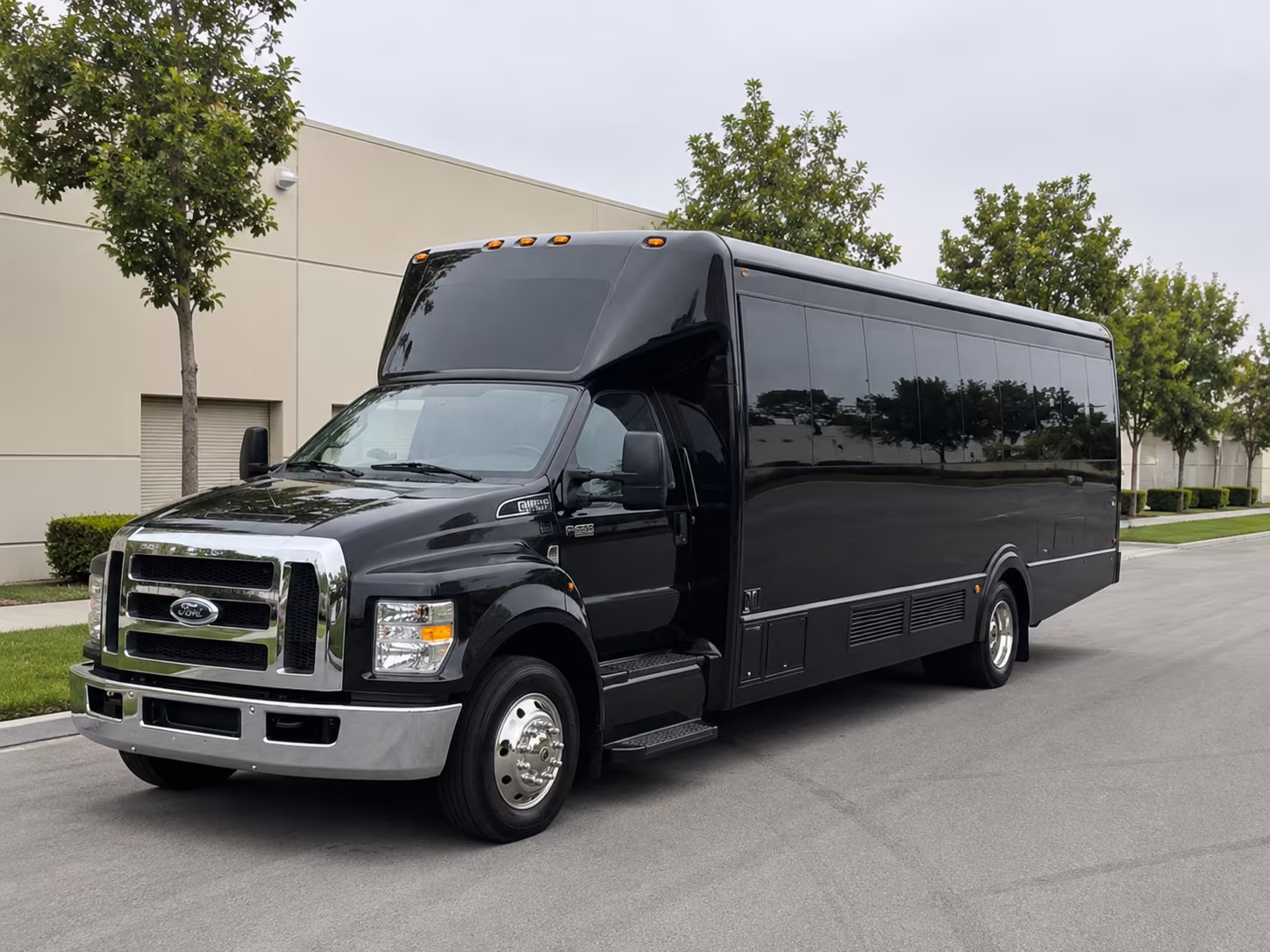 San Bernardino Birthday, Sweet 16, & Quinceañera Transportation group transportation