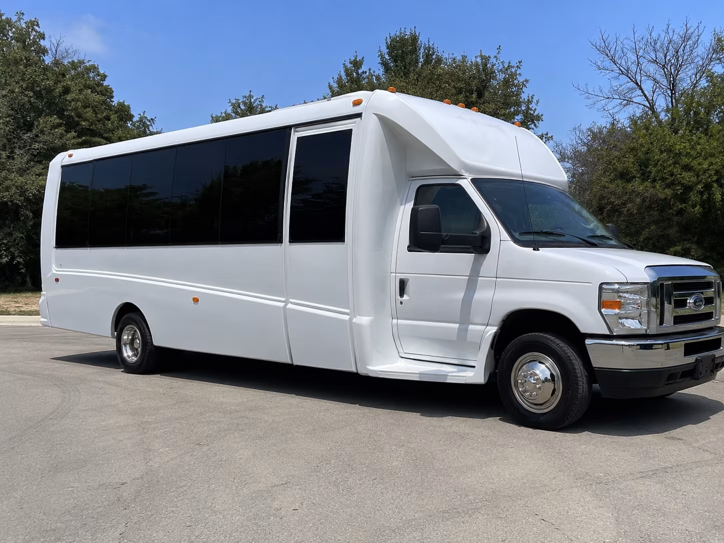 San Bernardino Winery Tour & Pub Crawl Transportation